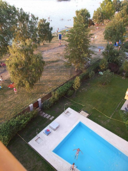   - Viktória Apartmanház Siófok