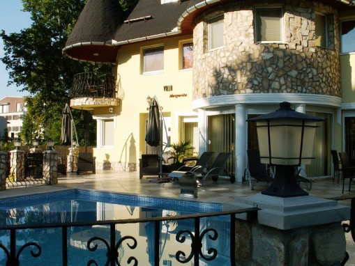   - Villa Margarita Siófok