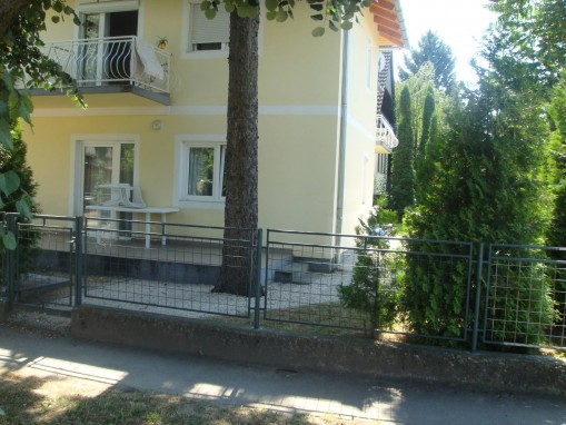   - Arany Apartman Balatonföldvár