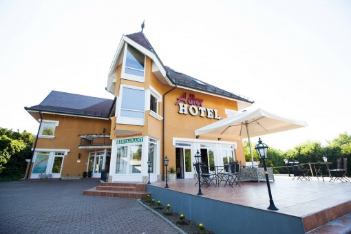   - Hotel Adler Siófok