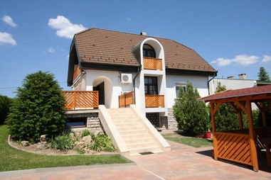   - Napfény Villa Balatonfüred